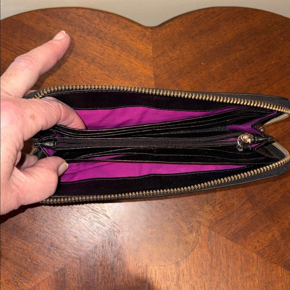 Cole Haan  Vintage  Wallet  Clutch Black soft Saffiano  Beautiful Lacy edges EUC - Picture 14 of 16